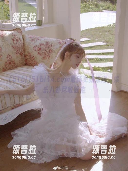 51bl14.com最新更新推送，娱乐八卦尽收眼底