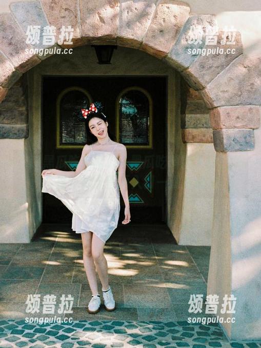 51黑瓜吃料网入口在哪里？永久首页入口一键直达