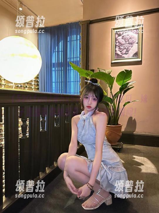 来hx520.fun免费吃瓜，妹子直播带你捕捉最火爆的新闻瞬间！