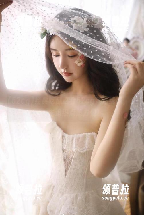 52cg 经典吃瓜必看52cg直达线路,女生追热点超方便