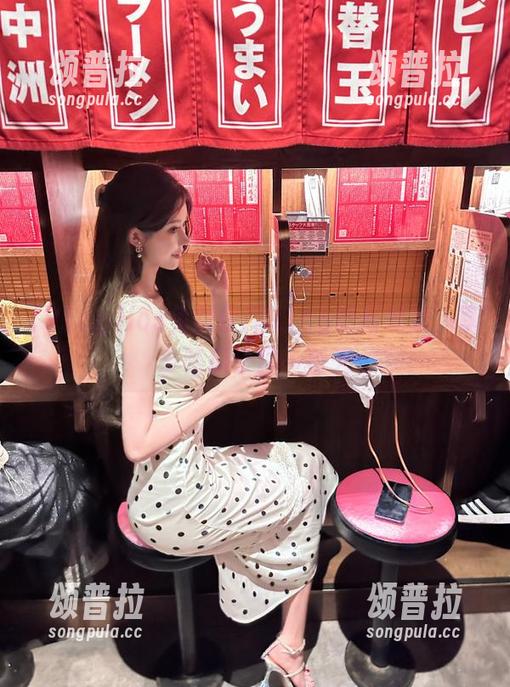 ios免费使用91cg最新地址，享受吃瓜乐趣一整天