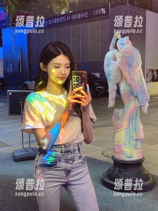 五一吃瓜免费版下载安装，丰富线路等你探索，吃瓜体验升级！