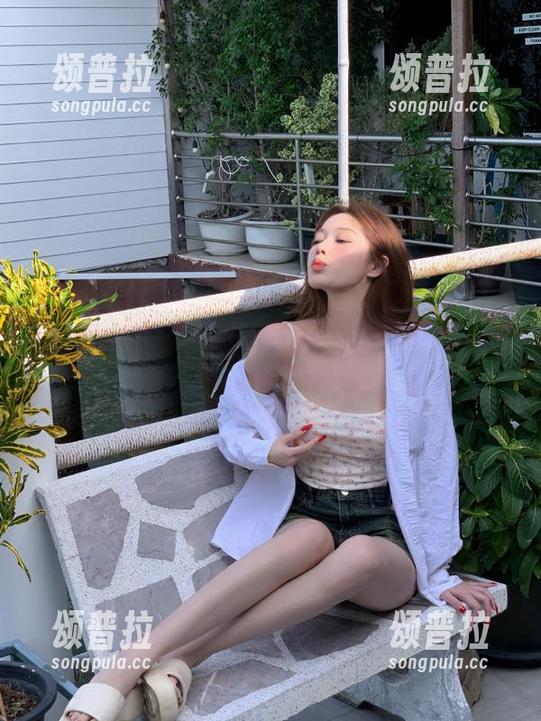粉丝必看！直达吃瓜大本营享受最热瓜内幕