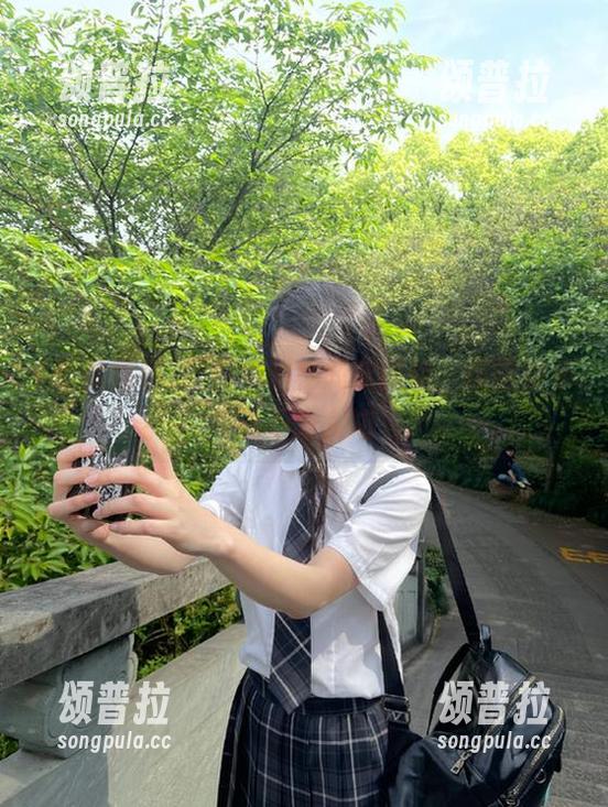 明星黑料秘闻收藏馆，揭露娱乐圈不为人知
