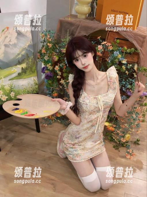 黑料网下载，让你随时观看各类娱乐圈内幕，尽享吃瓜的乐趣！