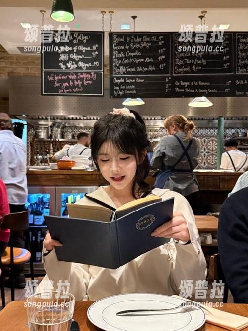 黑料网不打烊，精彩动漫游戏黑料观看分享一网打尽